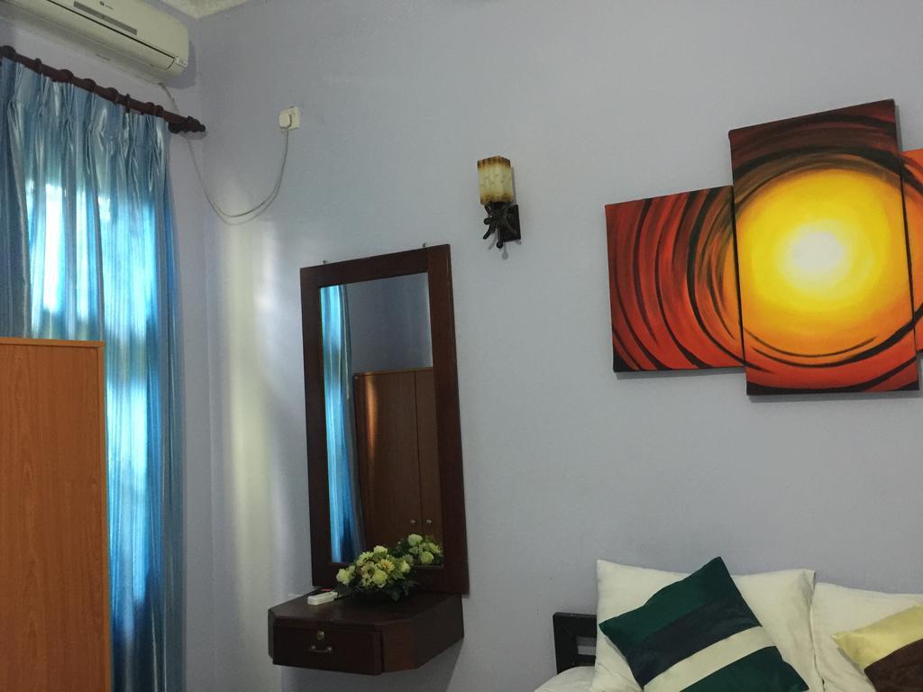 Milano Residencies Hotel Negombo Buitenkant foto